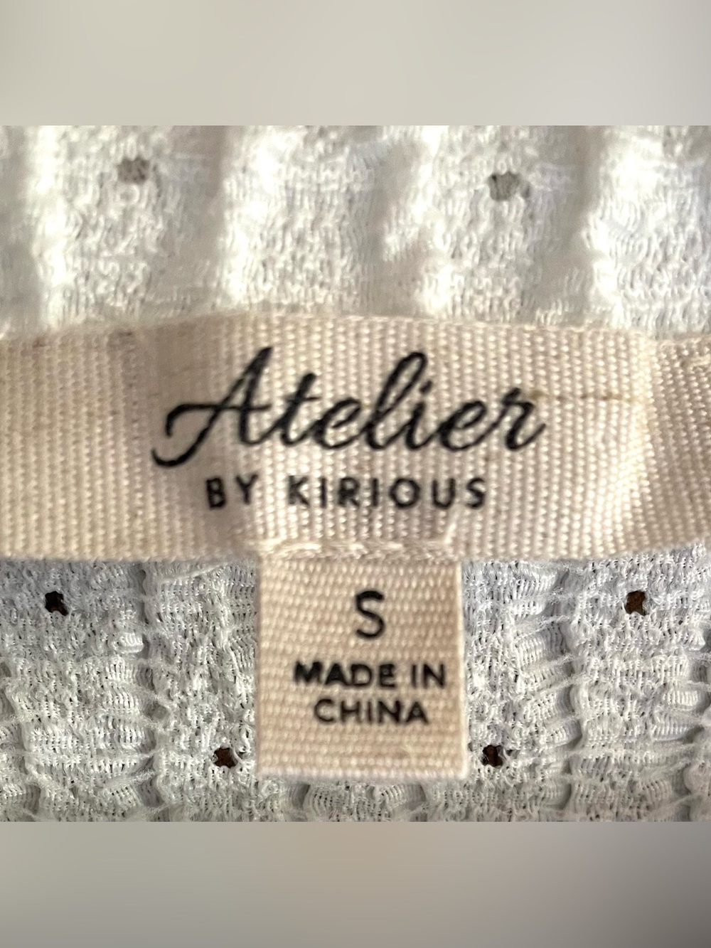 Atelier by Kirious Ivory Textured Flutter Sleeve Stretch Knit Top Small - Picture 4 of 11